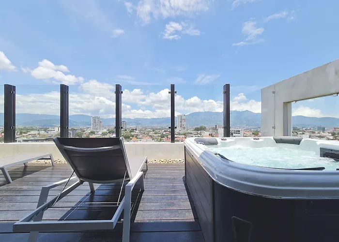 Bee Suites Escalante - San Jose