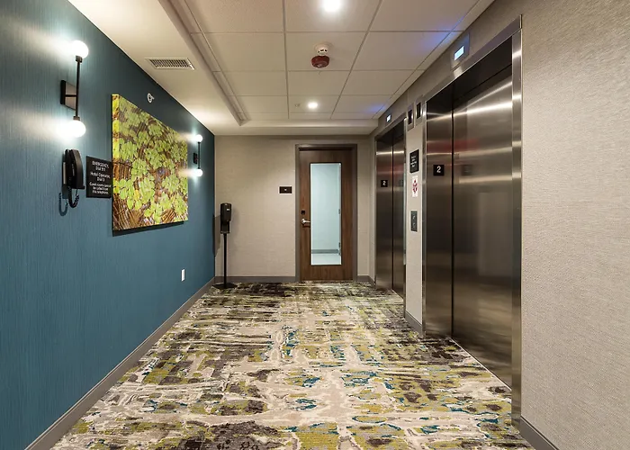 Hampton Inn & Suites Howell