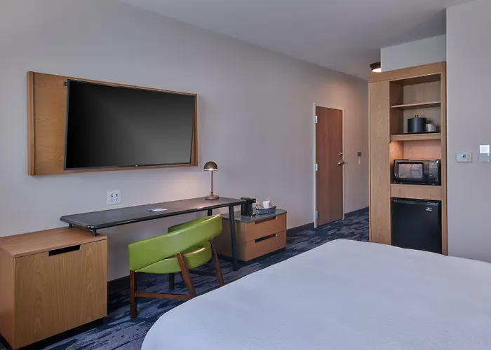 Fairfield Inn & Suites By Marriott Chicago O'Hare