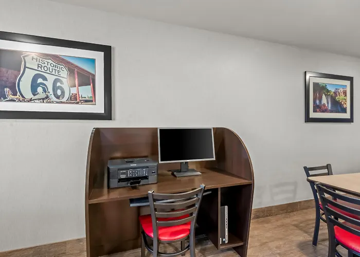 Sonesta Simply Suites Avondale