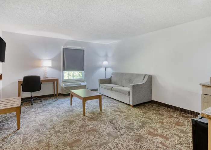Surestay Hotel By Best Western Tuscaloosa Southeast