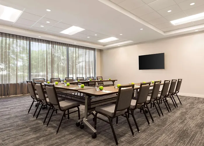Hyatt Place Virginia Beach Town Center