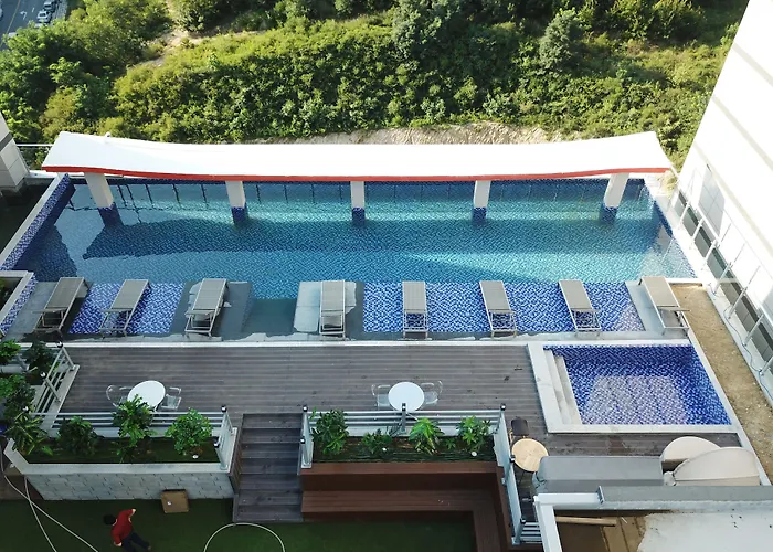 Cm Park Hotel