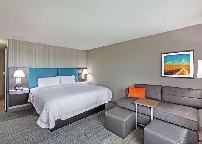 Hampton Inn Gardner