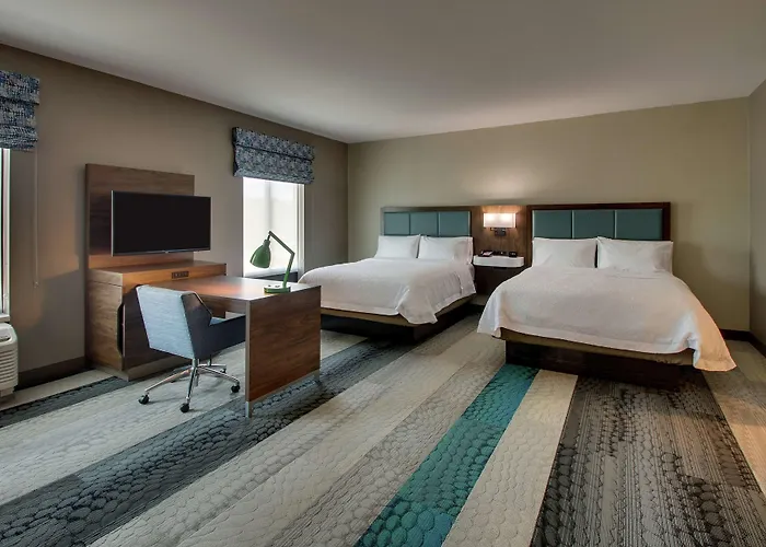Hampton Inn & Suites By Hilton Southport