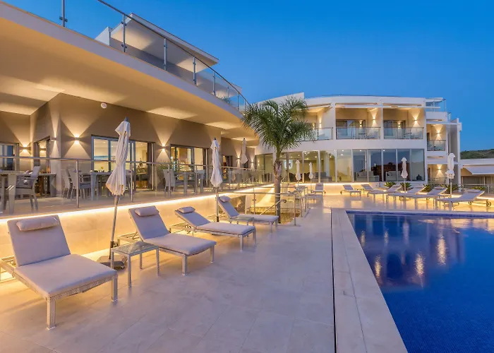 Caneiros Luxury House & Suites