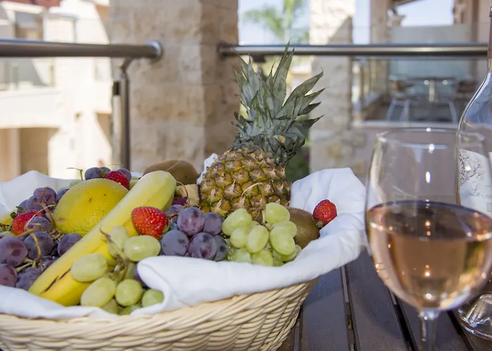 Isida Hotel Agia Marina