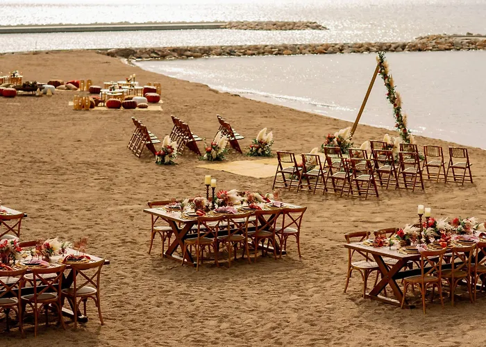 W Costa Navarino (Adults Only)