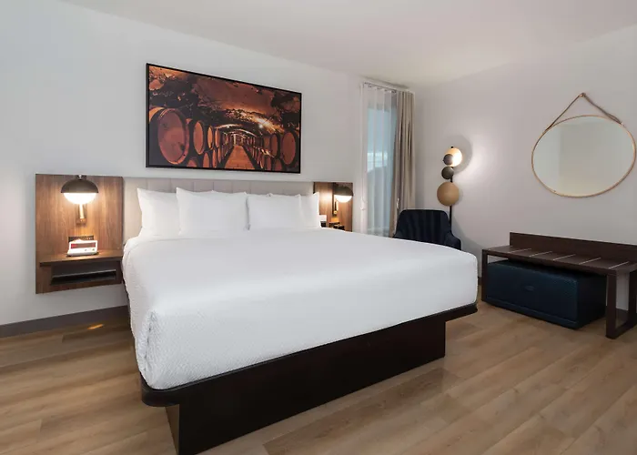 La Quinta Inn & Suites By Wyndham Galt Lodi North