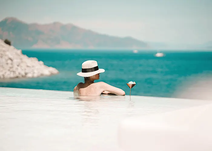 Perios Beach House - Adults Only