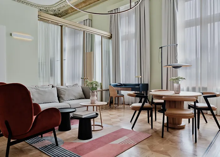 Hotel Altus Palace - Destigo Hotels