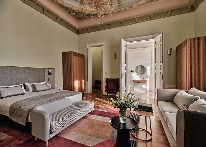 Hotel Altus Palace - Destigo Hotels