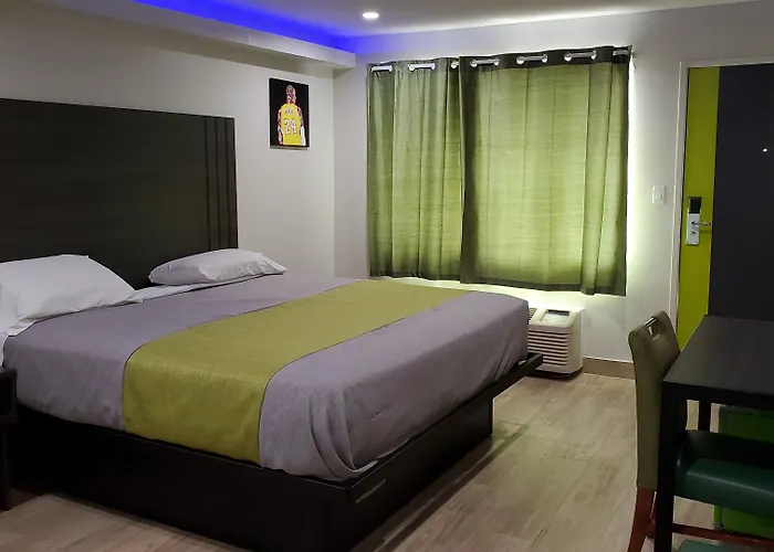 Exclusivo Inn And Suites