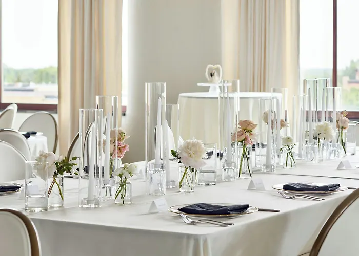 The Olive Ann Hotel, Grand Forks, A Tribute Portfolio Hotel