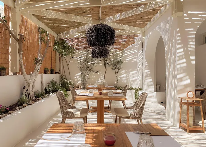 Utopia Hotel