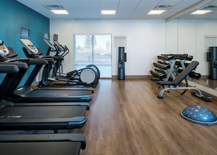 Holiday Inn Express & Suites - Bend South By Ihg