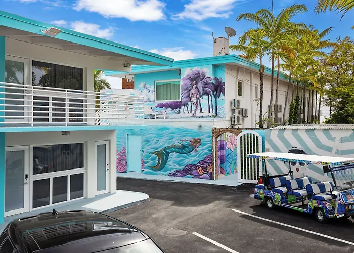 The New Yorker Miami Hotel