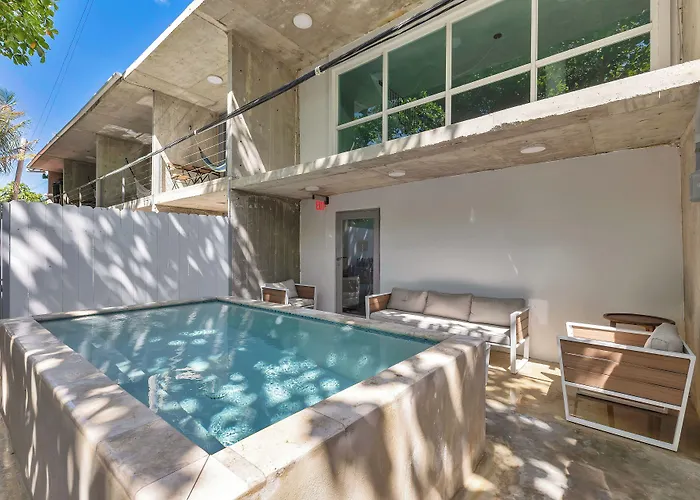Viento Beach Lodge