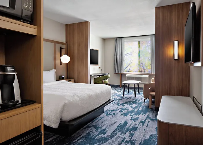Fairfield Inn & Suites By Marriott Fayetteville