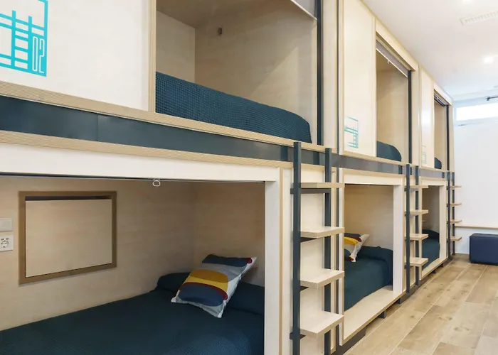 TAKE SURF Hostel Conil