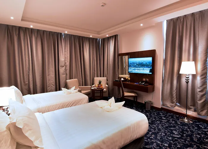 Zaha Al Munawara Hotel