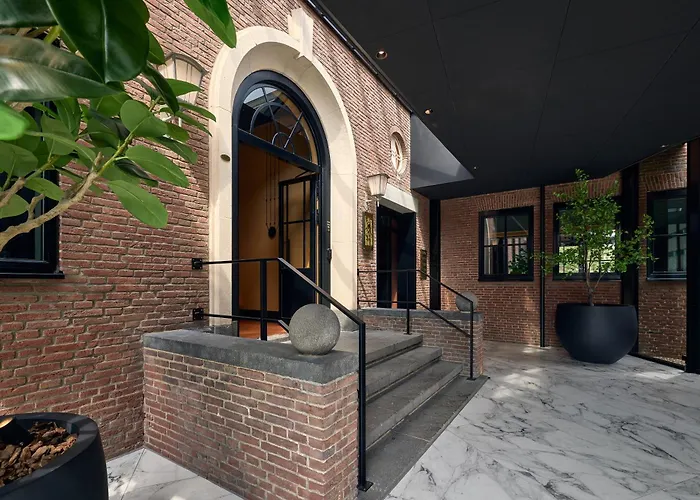 Van Der Valk Theaterhotel De Oranjerie
