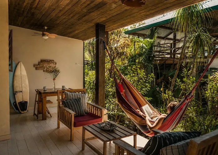 Nautilus Surf & Yoga Villas Santa Teresa
