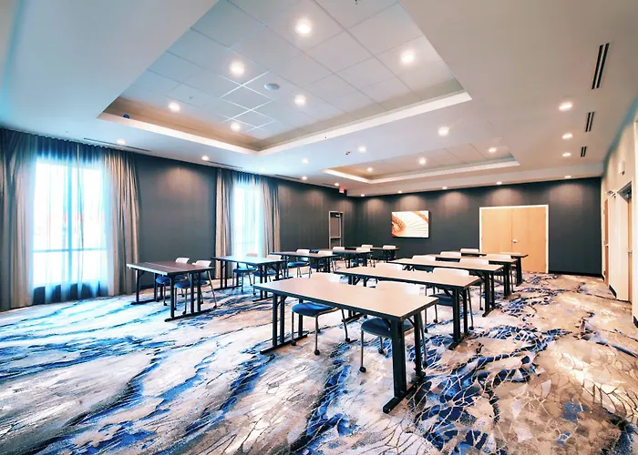Fairfield Inn & Suites By Marriott Dallas Cedar Hill