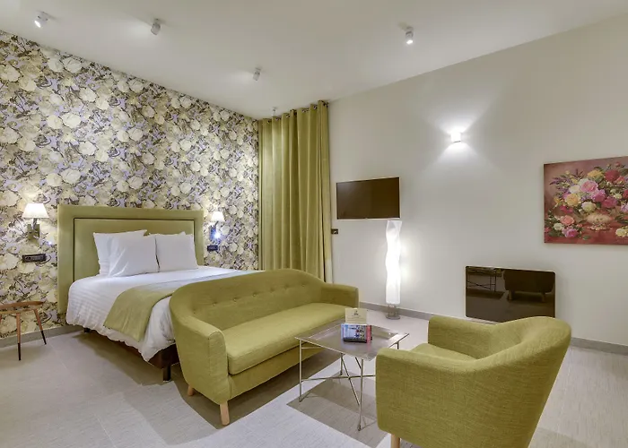 Villa Erizio Aparthotel - A Bucolic And Urban Break