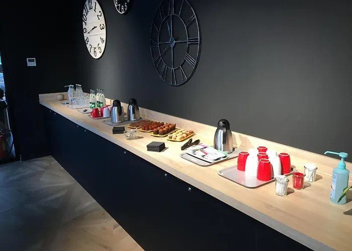 Ibis Styles Valenciennes Petite Foret
