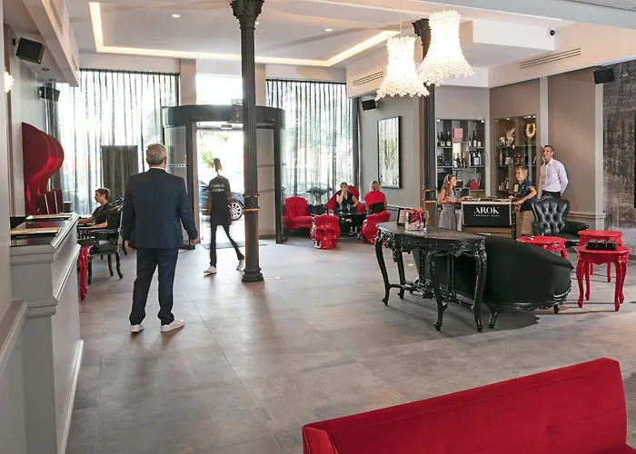 Hotel Arok
