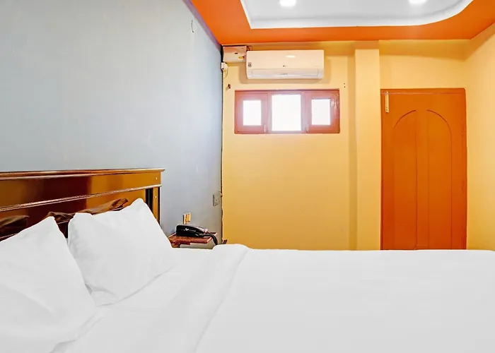 Hotel O Veda Residency
