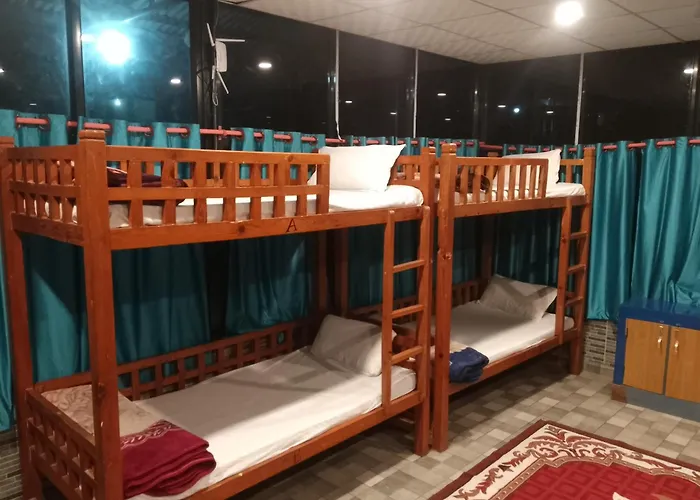 Hotel Forestway Hostel & Backpackers