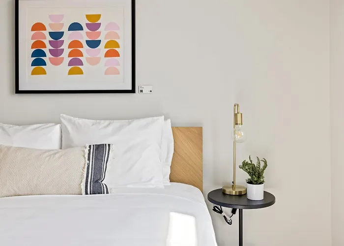 Placemakr Marymount Ballston