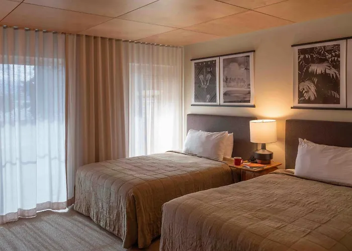 Kailua-Kona Hotels