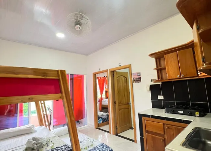 Hostal Las Flores