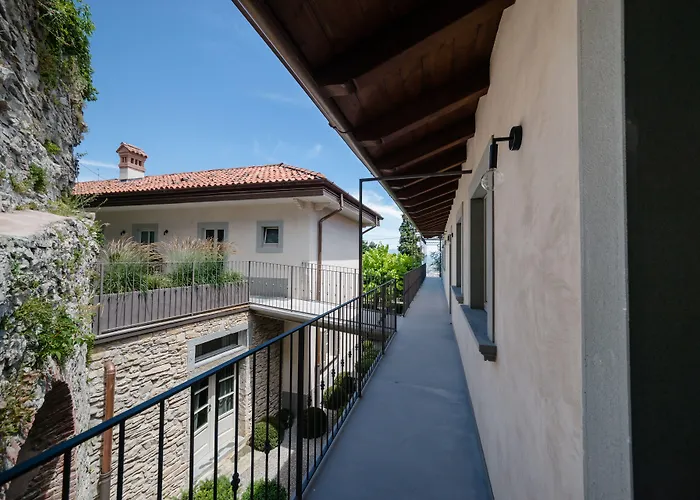 Relais San Vigilio Al Castello