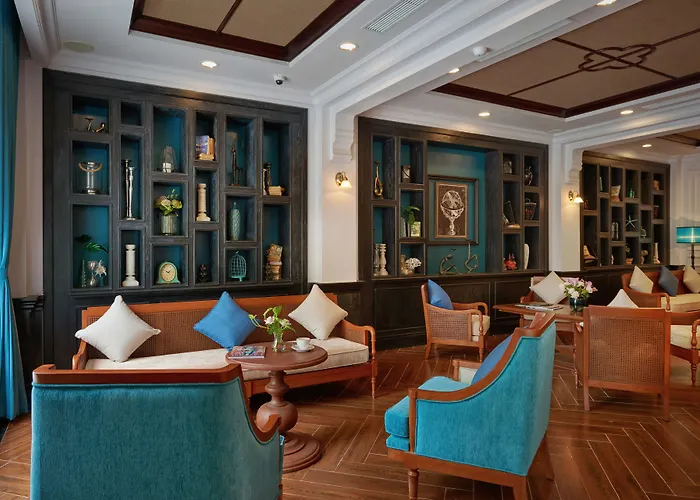 Manoir Des Arts Hotel