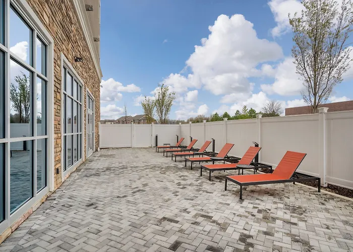 Holiday Inn & Suites Memphis Southeast-Germantown By Ihg