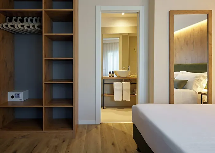 Hotel America