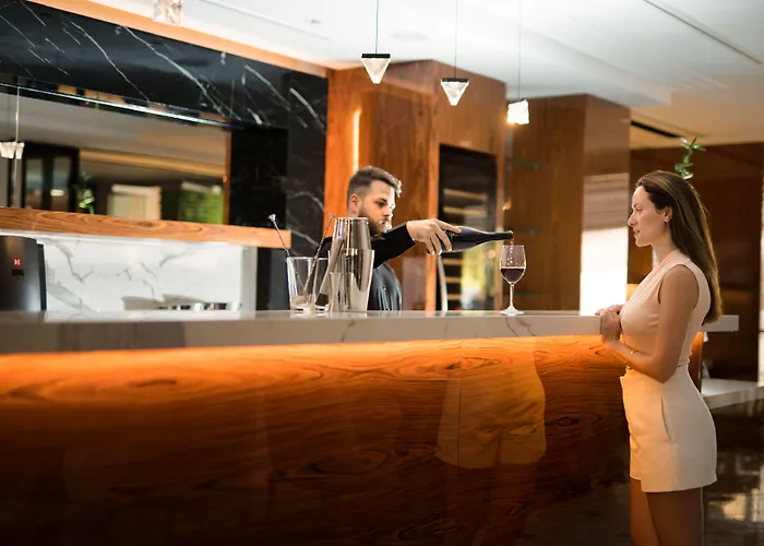 Antigon Urban Chic Hotel By Ghh