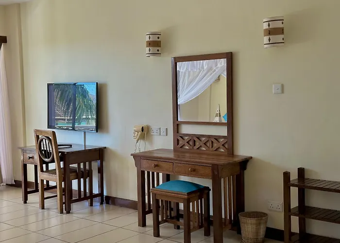 Cityblue Creekside Hotel & Suites