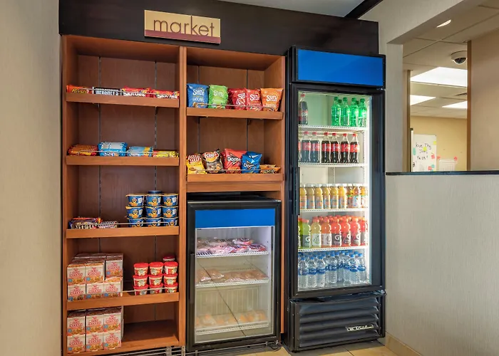 Fairfield Inn & Suites By Marriott Decatur At Decatur Conference Center