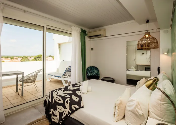 Hotel Les Sables - Urban Style - By Logis Hotels