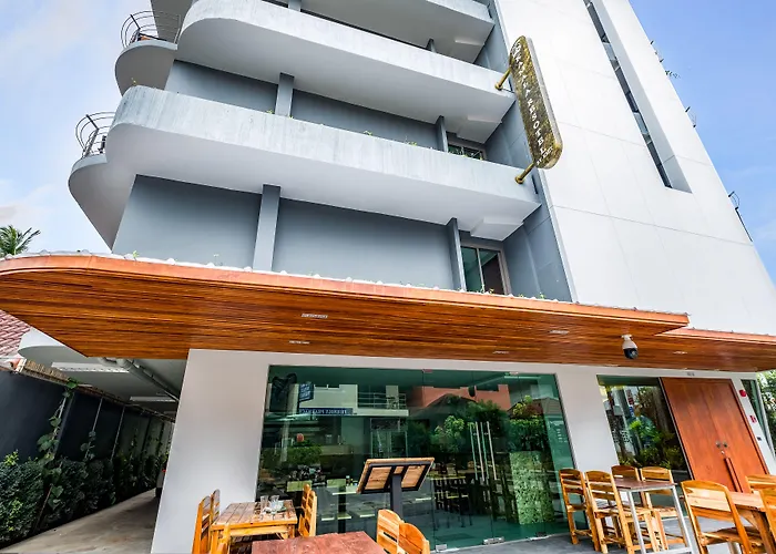 Hotels in Strand Kamala