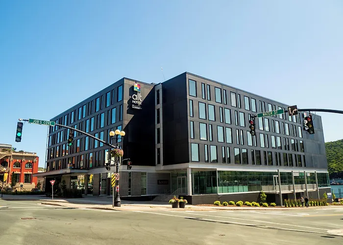 Alt Hotel St. John's
