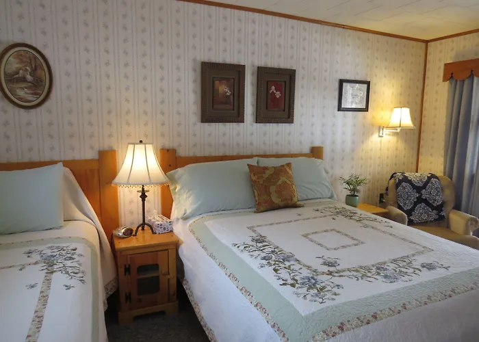 The Pines Country Inn