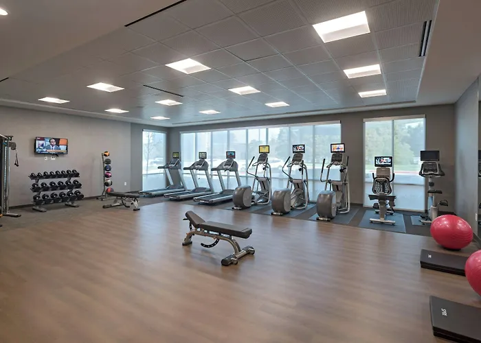 Courtyard By Marriott Houston Sugar Land/Lake Pointe