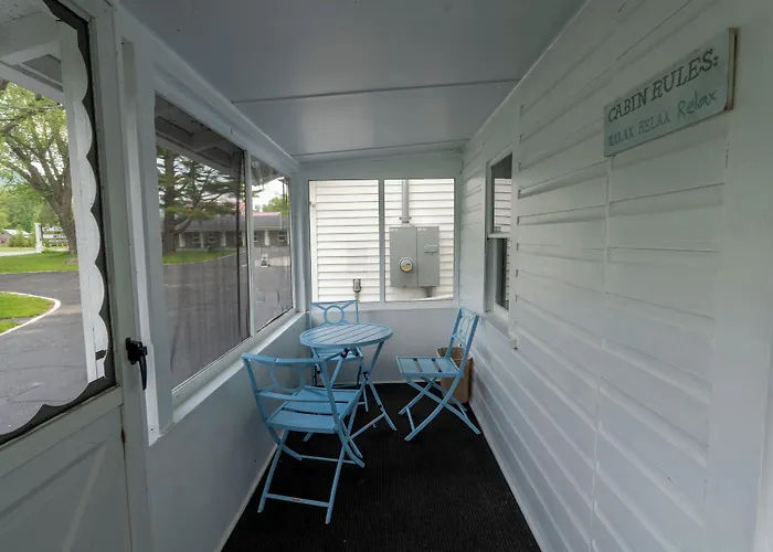Mount Coolidge Motel