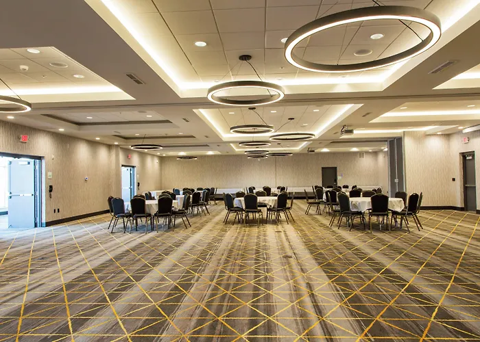 Holiday Inn Hotel & Suites - Mount Pleasant By Ihg